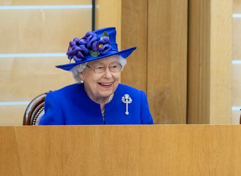 HM dronning og hertugen af ​​Rothesay deltager i ceremoni for at markere det skotske parlament