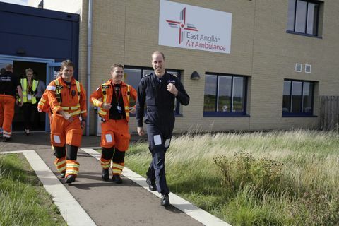 Hertugen af ​​Cambridge afslutter sin sidste skift med den østengsliske luftambulance