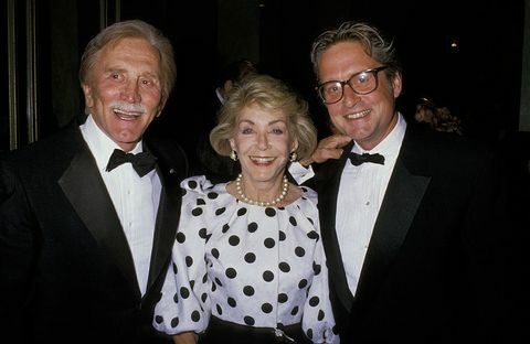 Kirk, Anne og Michael Douglas i Beverly Hills i 1989