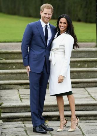 Meddelelse om prins Harrys forlovelse til Meghan Markle