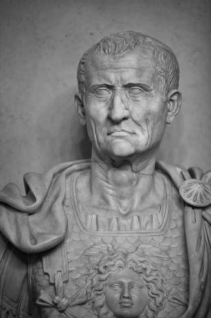 Statue af kejseren Julius Caesar