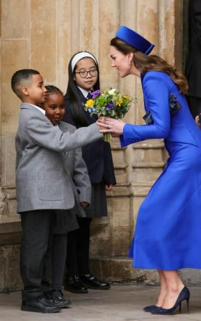 den kongelige familie deltager i Commonwealth Day Westminster Abbey Service