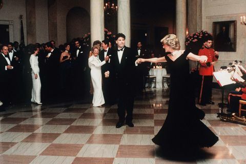 prinsesse diana danser med John Travolta i det hvide hus