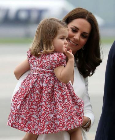 hertuginde af cambridge prinsesse charlotte