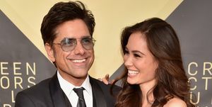 John Stamos og hans kone Caitlin McHughs kærlighedshistorie vil få selv kynikerne til at falde i svime