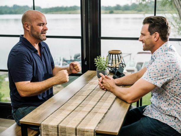 scott mcgillivray og bryan baeumler om opgør med renoveringsresort