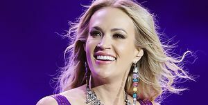 cma priser 2022 årets entertainer nominerede carrie underwood 