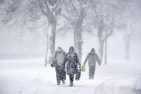 Storm Emma møder udyret fra øst og bringer yderligere sne-kaos til England