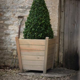 Kingham Planter