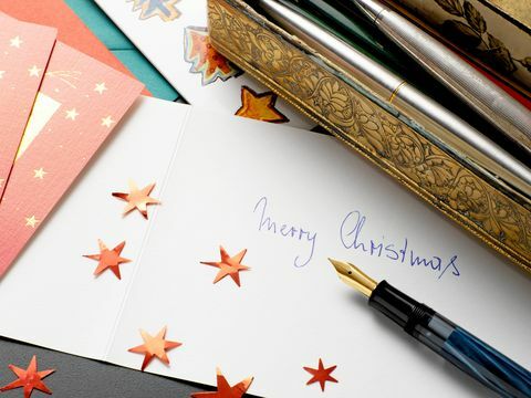 Skrivning af julekort til kæreste eller kæreste