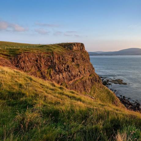 rathlin er en ø ud for kysten af ​​county Antrim og det nordligste punkt i Nordirland