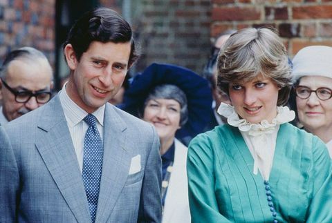 prins charles og lady diana spencer åbner mountbatten-udstillingen i broadlands, hjemsted for lord louis mountbatten, der blev myrdet i Irland