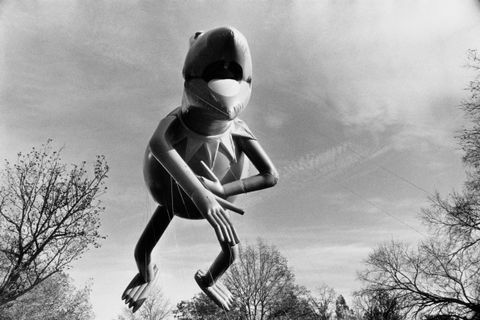 kermit the frog ballon ved 1990 Macys Thanksgiving Day parade