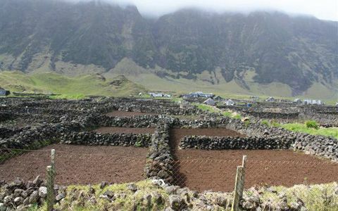 Landskab på Tristan da Cunha, den mest isolerede ø på jorden